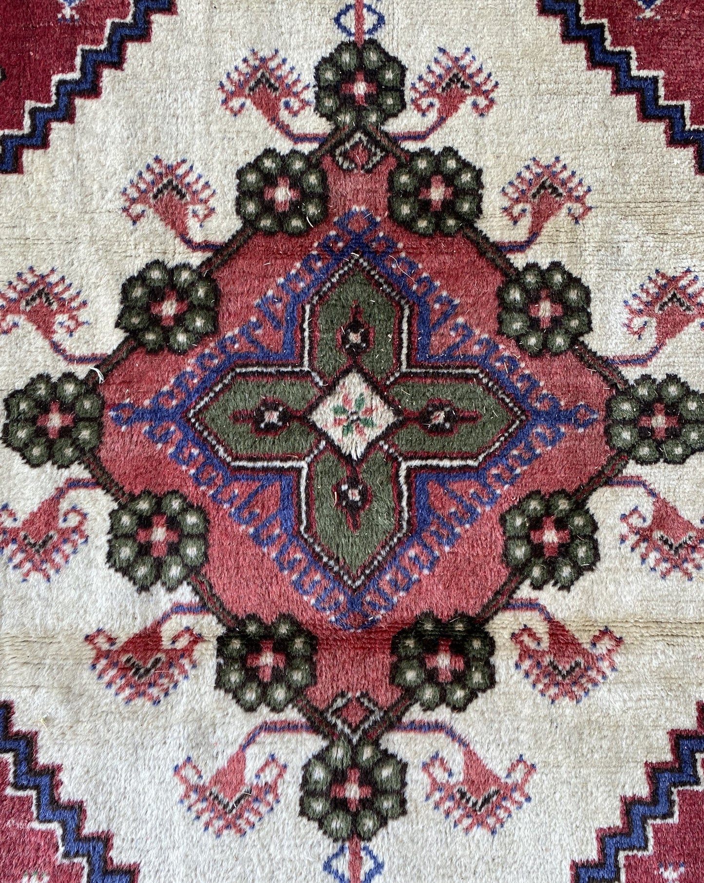Vintage Anatolian Dazkiri Rug