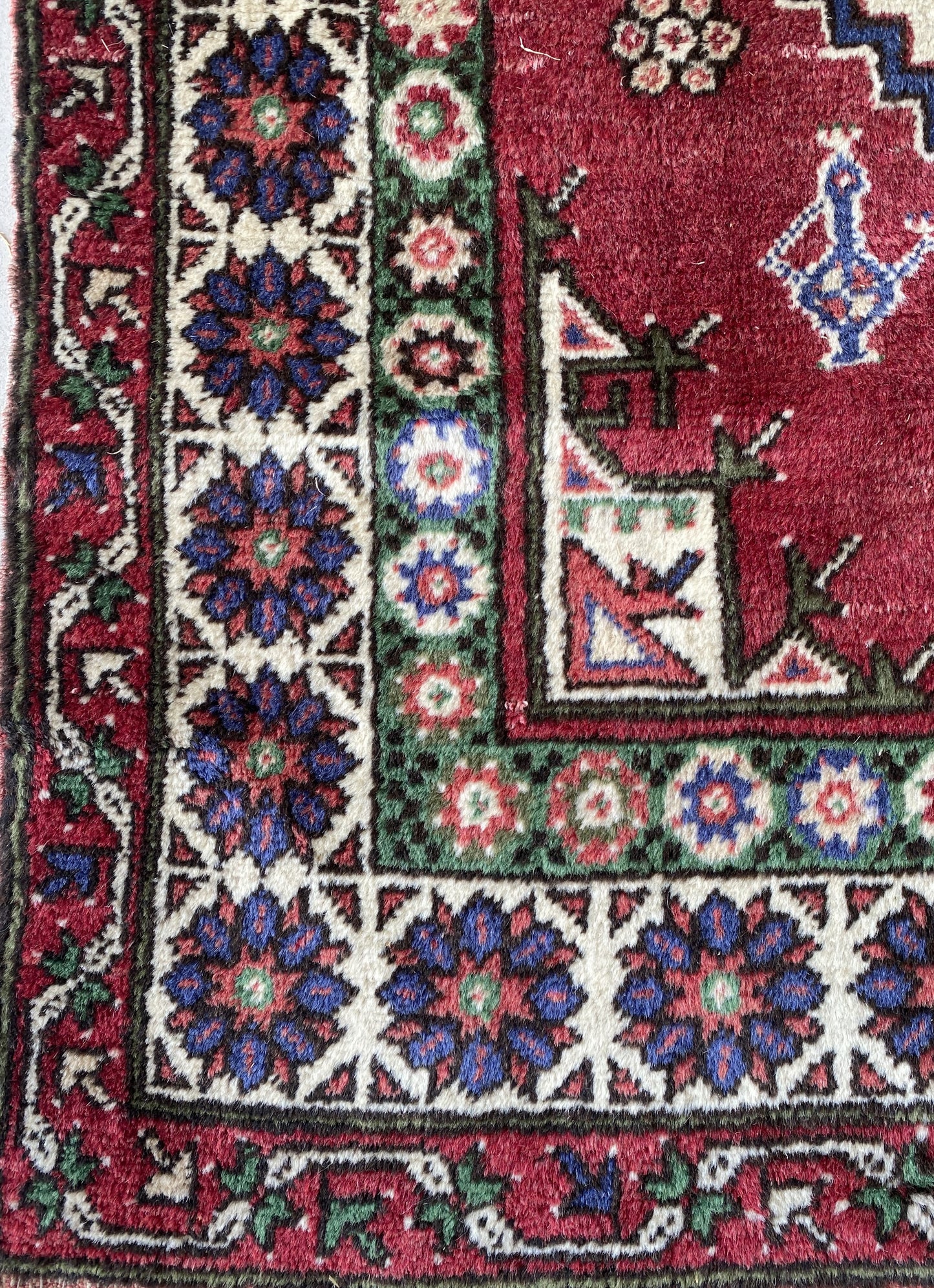 Vintage Anatolian Dazkiri Rug