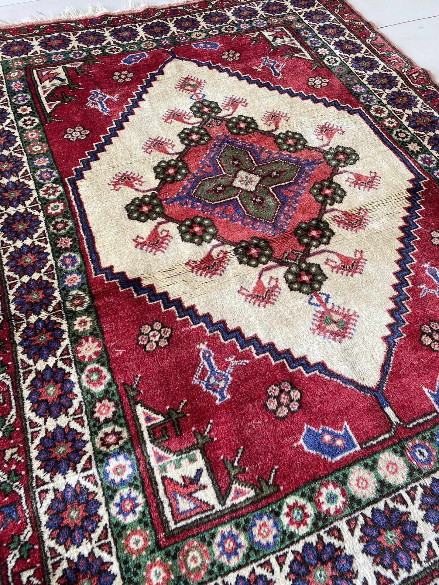 Vintage Anatolian Dazkiri Rug