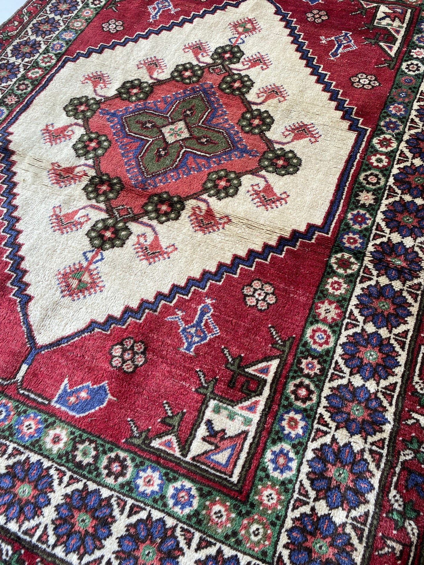 Vintage Anatolian Dazkiri Rug