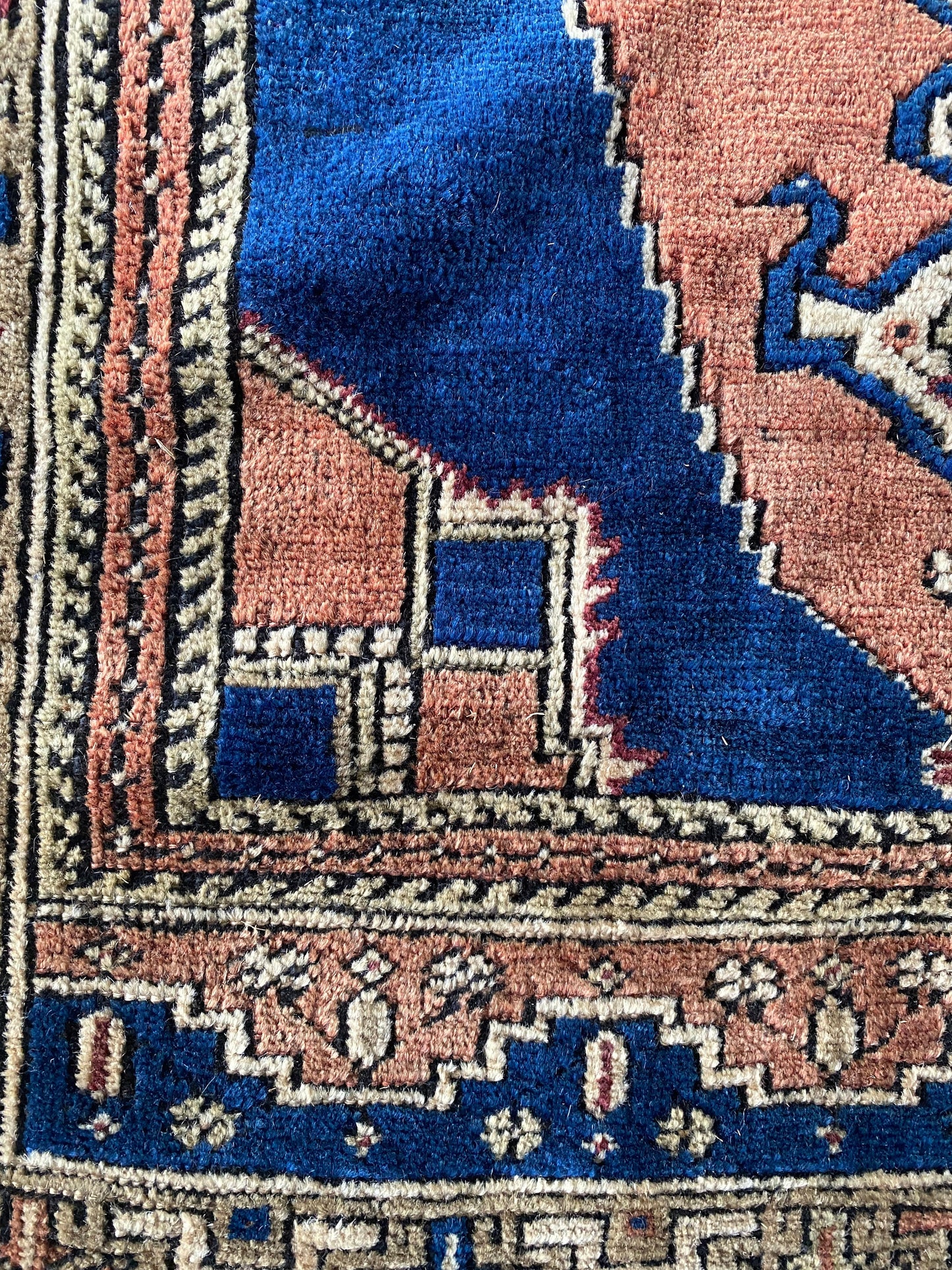 Vintage Anatolian Taspinar Rug