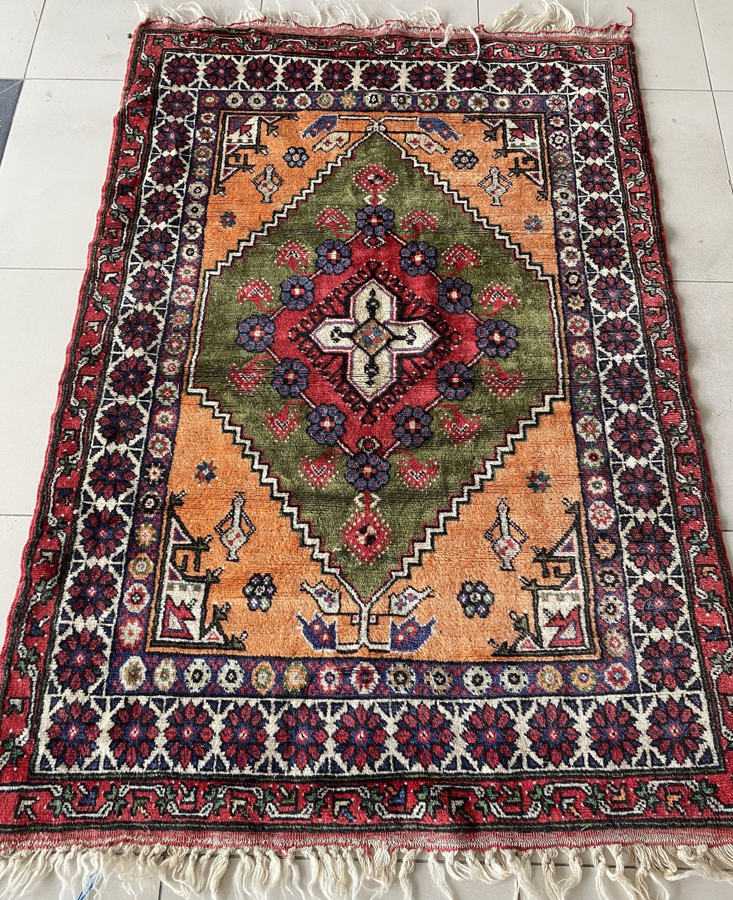 Vintage Anatolian Dazkiri Rug