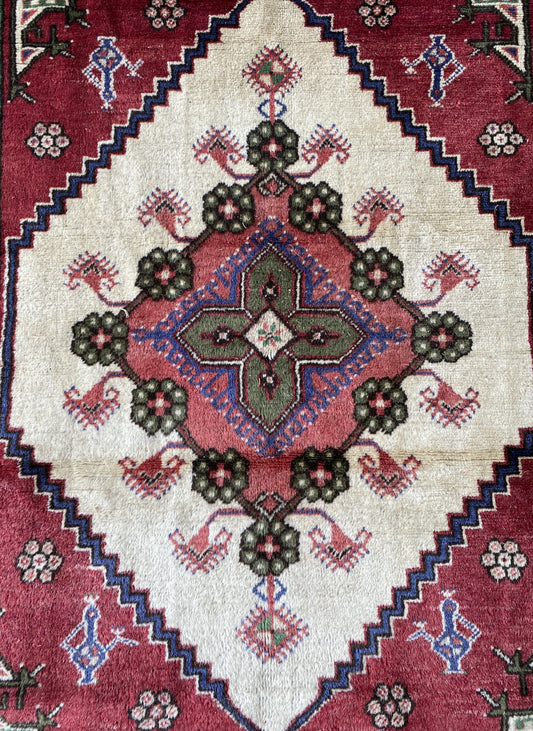 Vintage Anatolian Dazkiri Rug