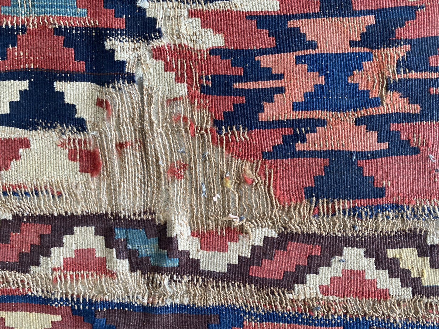 Antique Hastharud Shirvan Kilim Runnern‎