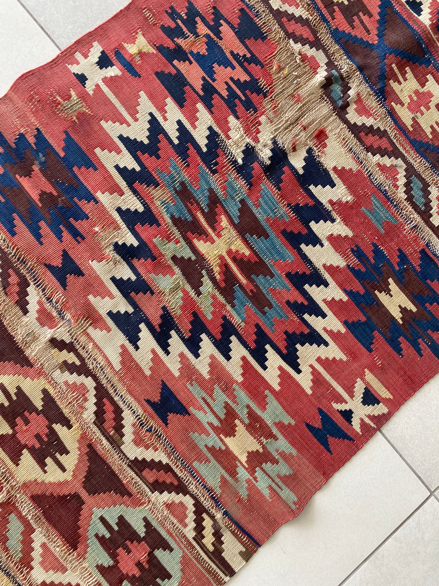 Antique Hastharud Shirvan Kilim Runnern‎