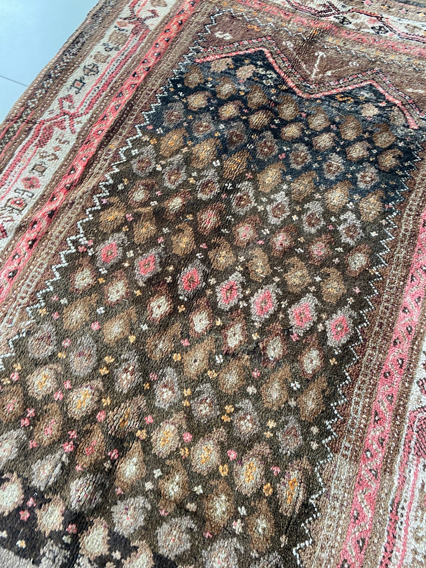 Antique Caucasus Rug
