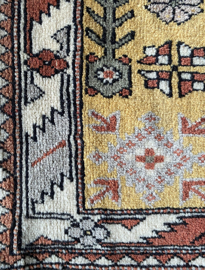 Vintage Turkish Milas Rug